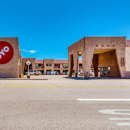 Oyo Hotel Groesbeck Esterno foto