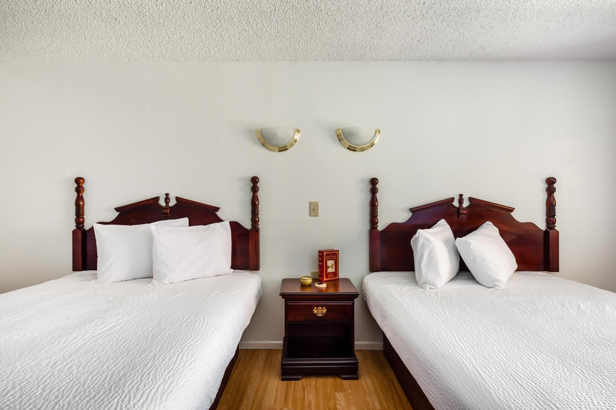 Oyo Hotel Groesbeck Esterno foto